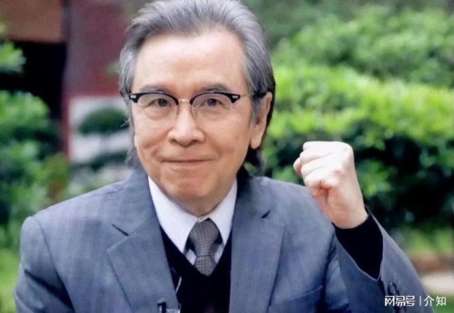 78歲姜大衛(wèi)現(xiàn)狀：身子骨很硬朗娶初戀恩愛(ài)51年兒子也是演員(圖12)